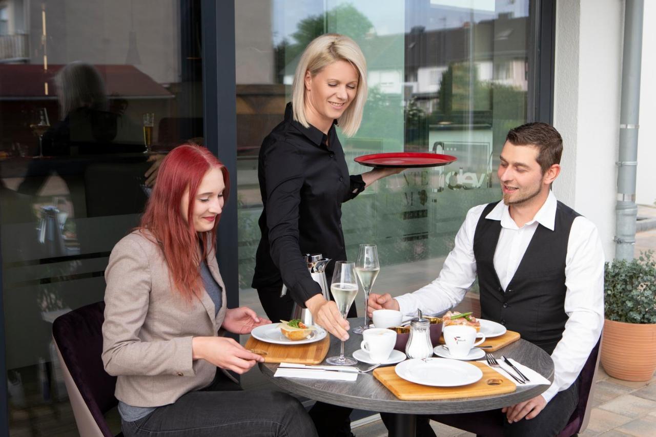 Hotel Velo Квакенбрюк Экстерьер фото